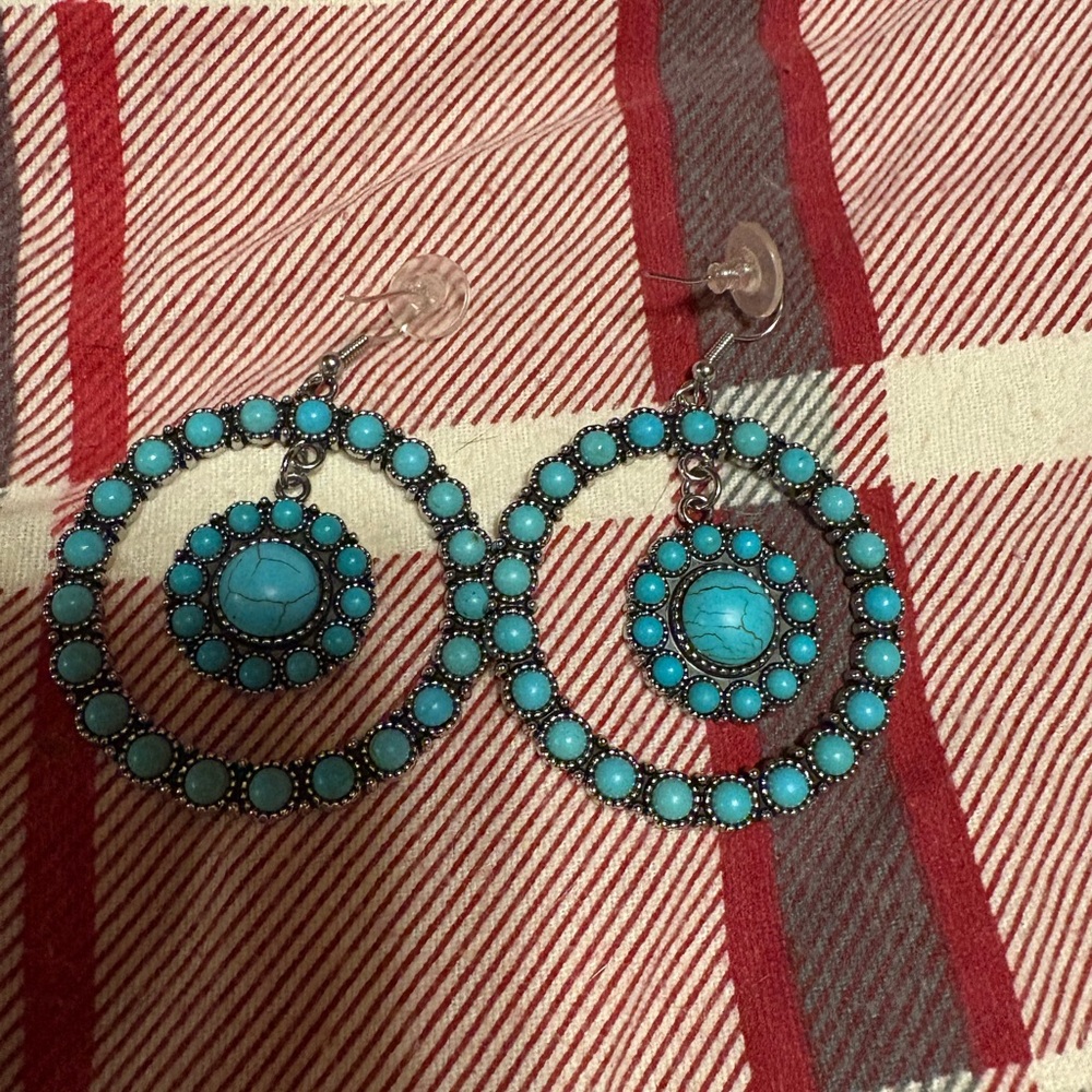 Poparazzi earrings and ring